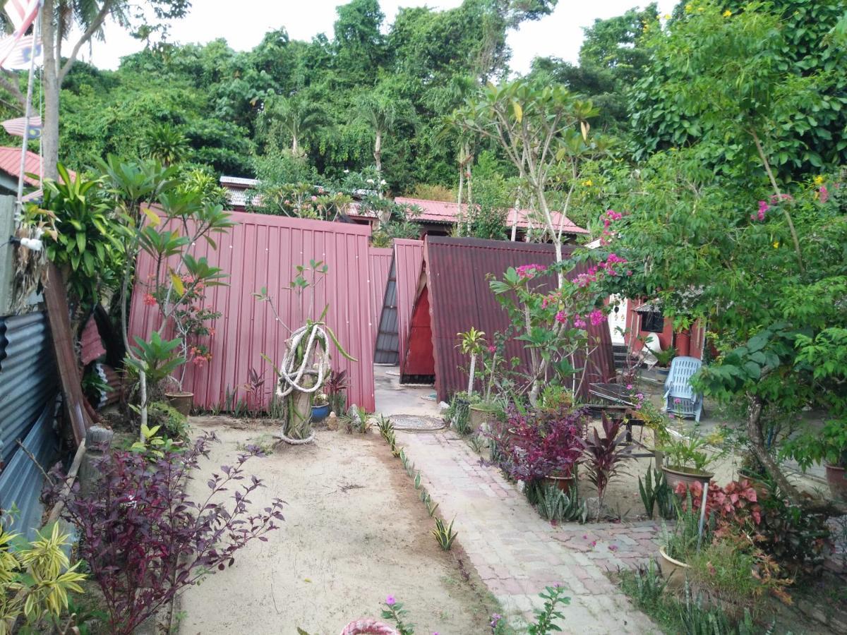 Nazri Nipah Camp Pangkor Otel Kampung Teluk Nipah Dış mekan fotoğraf