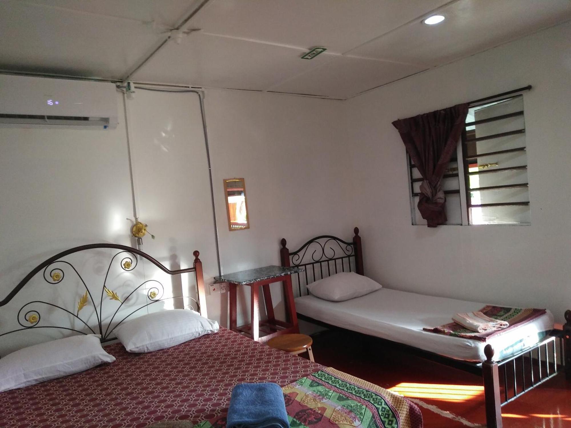 Nazri Nipah Camp Pangkor Otel Kampung Teluk Nipah Oda fotoğraf